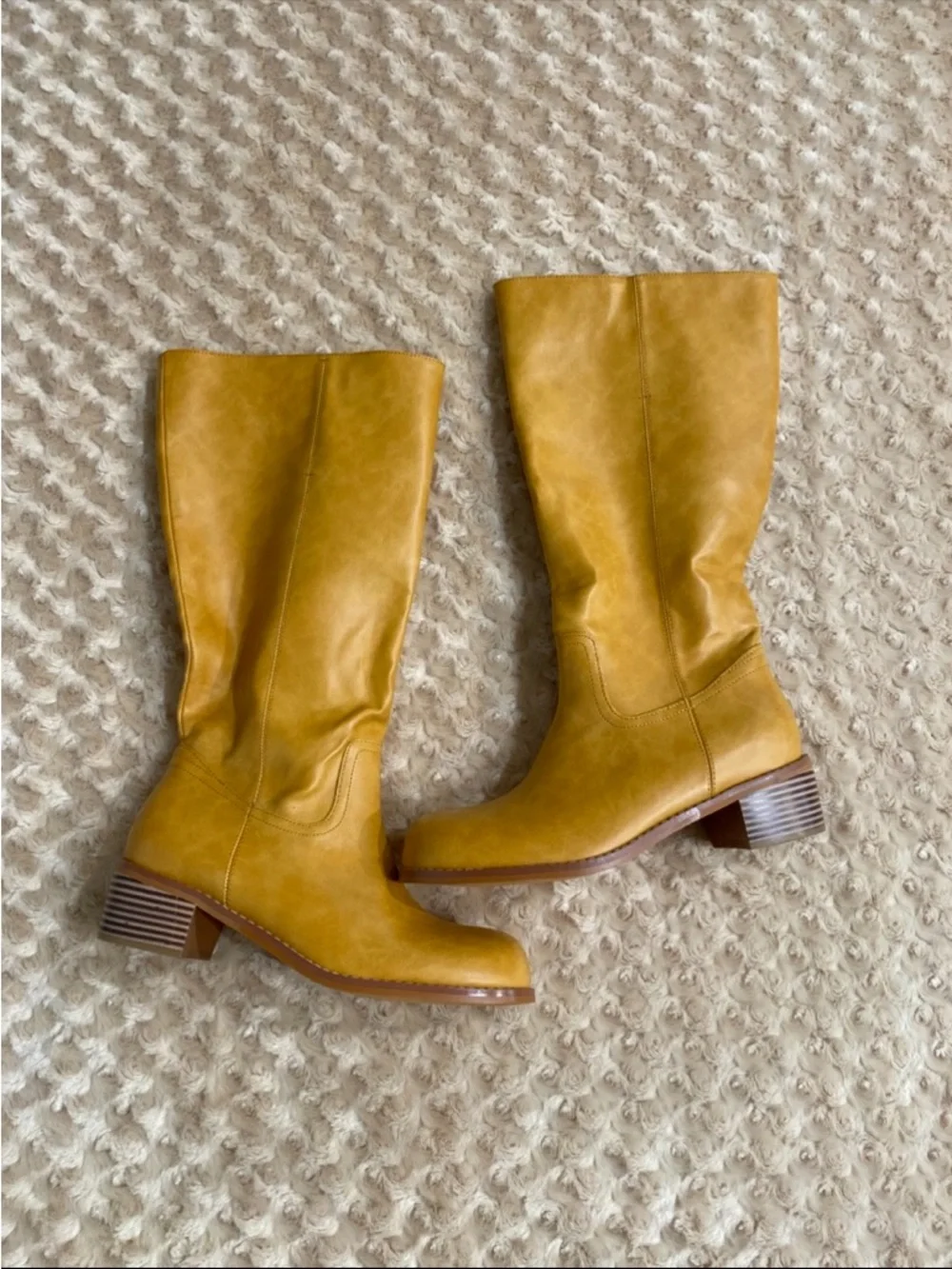 New Women size 9.5 Yellow Knee High Western Boots